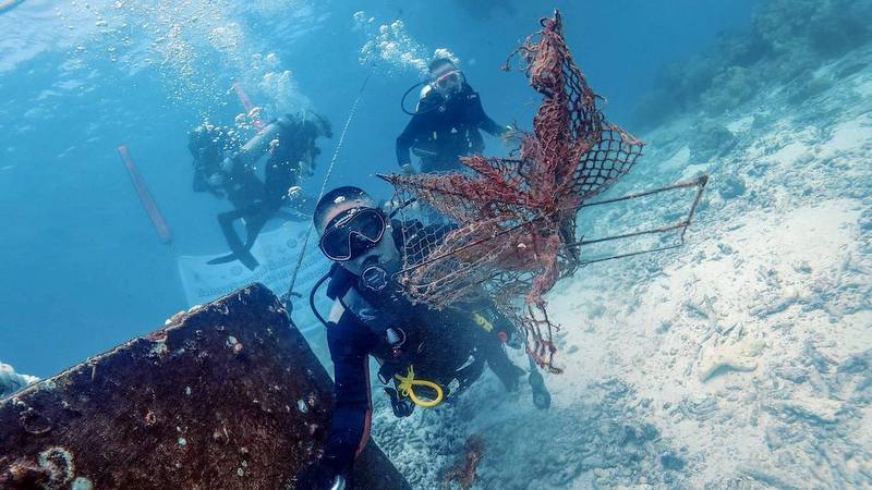 Navy-led dive teams remove 125kg of marine debris off Racha Noi