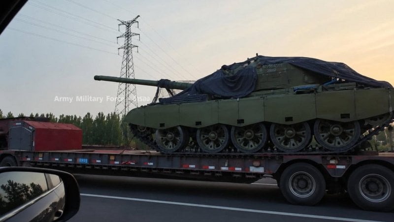 Situation 'fragile' at border as Chinese tanks arrive