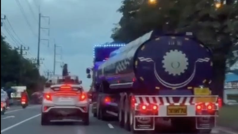 Truck driver charged for dangerous driving on Thepkrasattri Rd