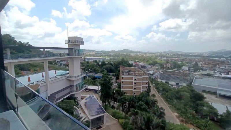 Polapee raids follow day after hotel licensing deadline expires